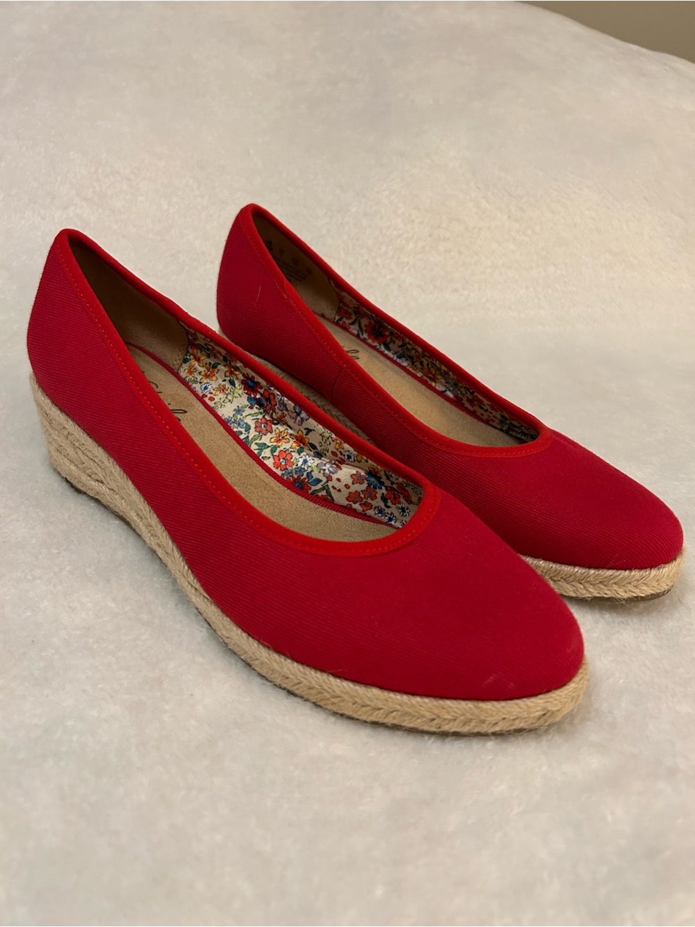 LifeStride Velocity 2.0 Red Espadrille Wedge Pumps Women’s Size 8